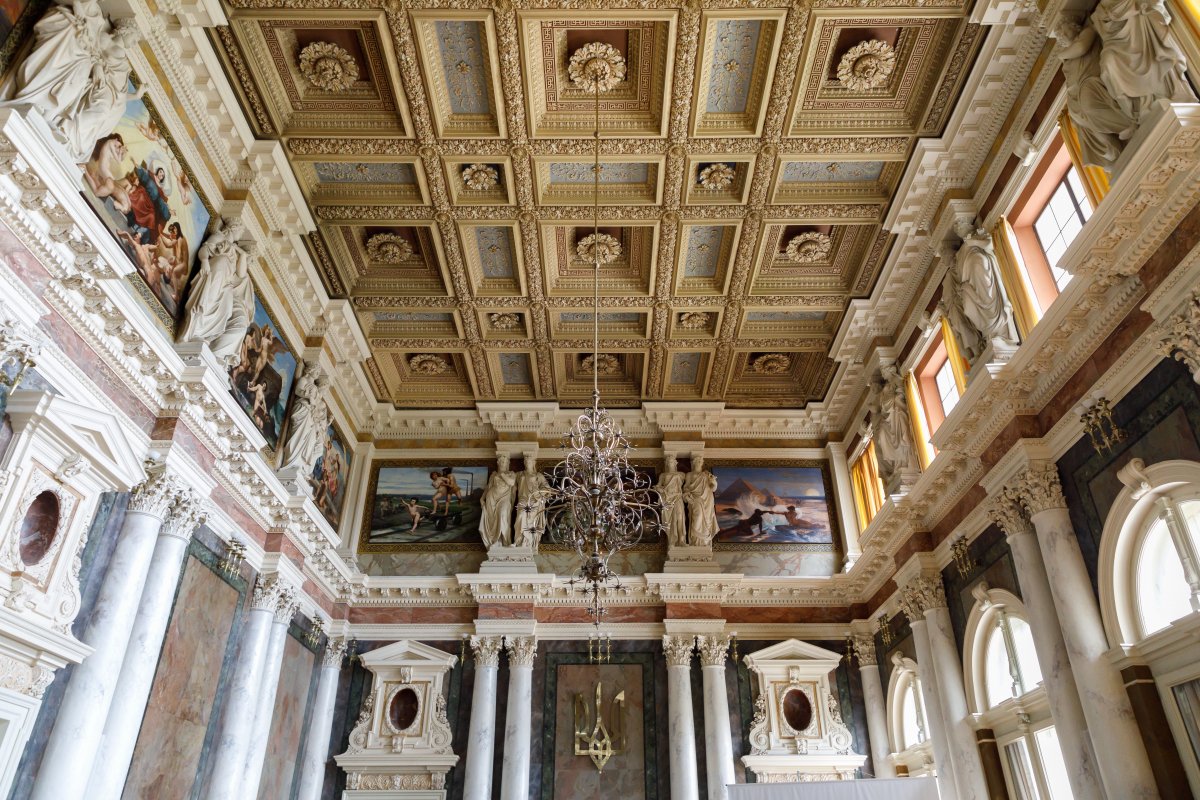 Актова зала