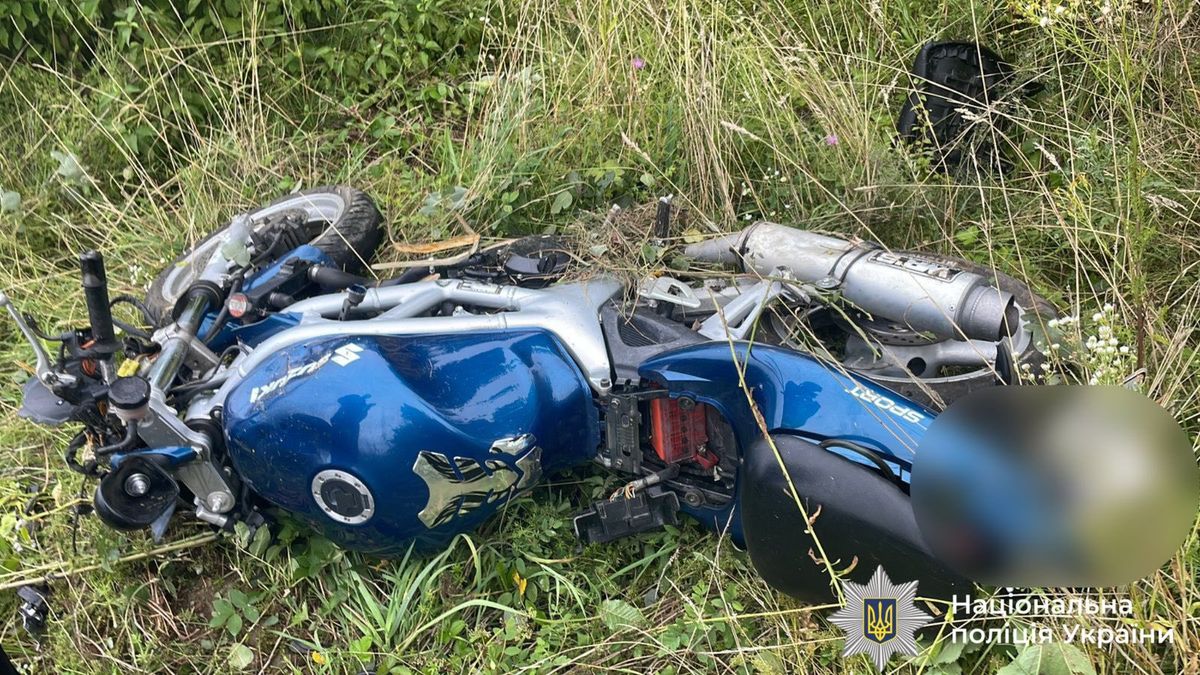 На Прикарпатті на смерть розбився 48-річний мотоцикліст