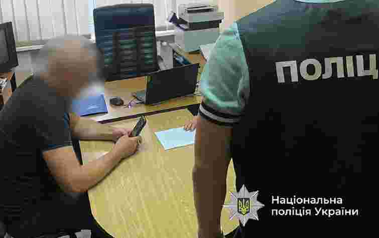 На Хмельниччині депутат міської ради забув задекларувати літак