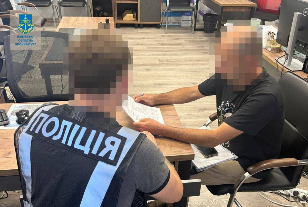Чиновника з Рави-Руської підозрюють у забрудненні землі на 2,6 млн грн 