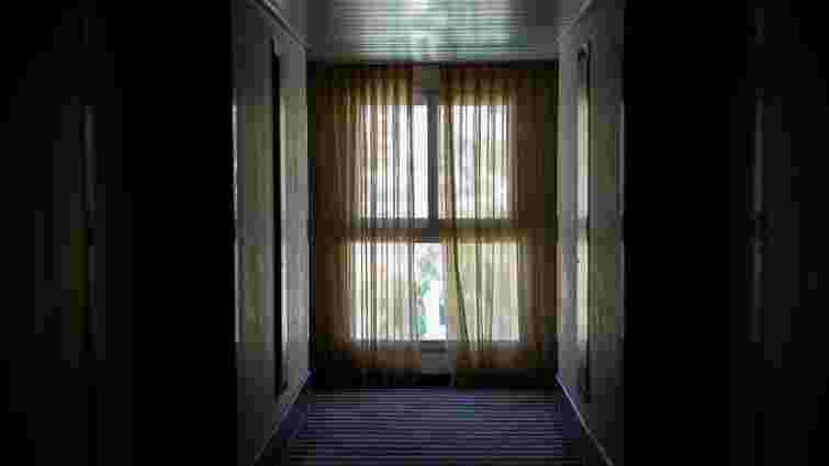 Неправильний розмір зіпсує інтерʼєр: як розрахувати точно ширину і довжину штор