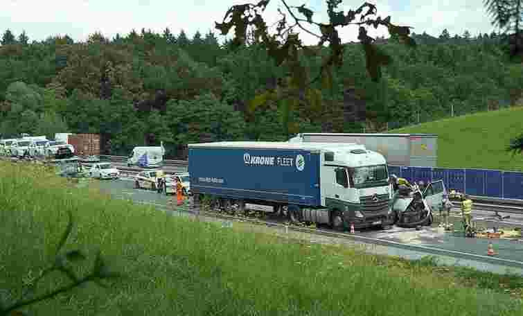 У Словенії сталася смертельна ДТП за участю мікроавтобуса з українцями