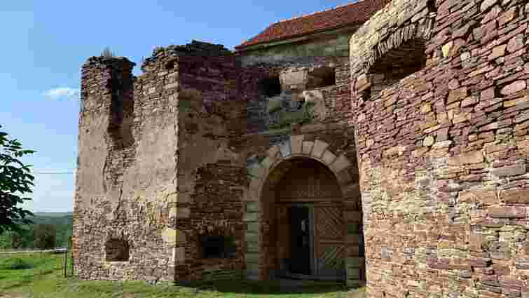 Підзамочок на Тернопільщині: фортеця, що вберегла Бучач власною ціною