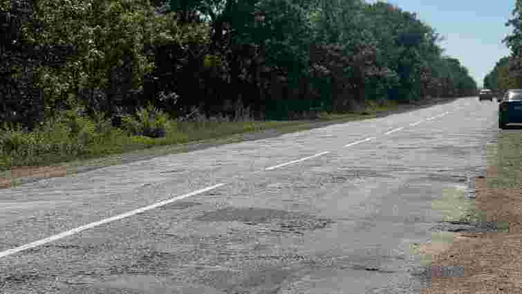 На Дніпропетровщині водій на смерть збив 27-річного ветерана з протезом та втік