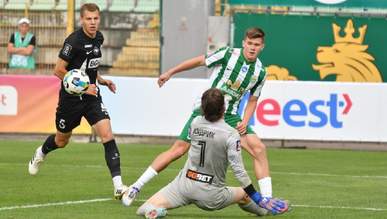 «Карпати» з двома пенальті й скасованим голом програли «Поліссю» у стартовому матчі УПЛ