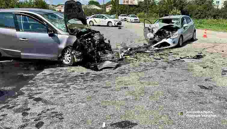 На Рівненщині внаслідок лобової ДТП загинув дворічний хлопчик