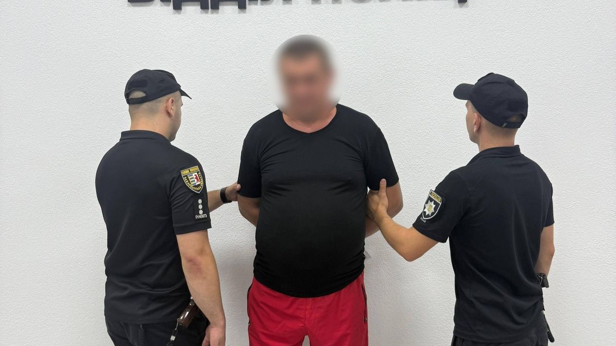 На Закарпатті мешканець села відкрив вогонь по екіпажу поліції