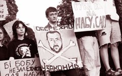 Тепла ванна і садок (не вишневий)