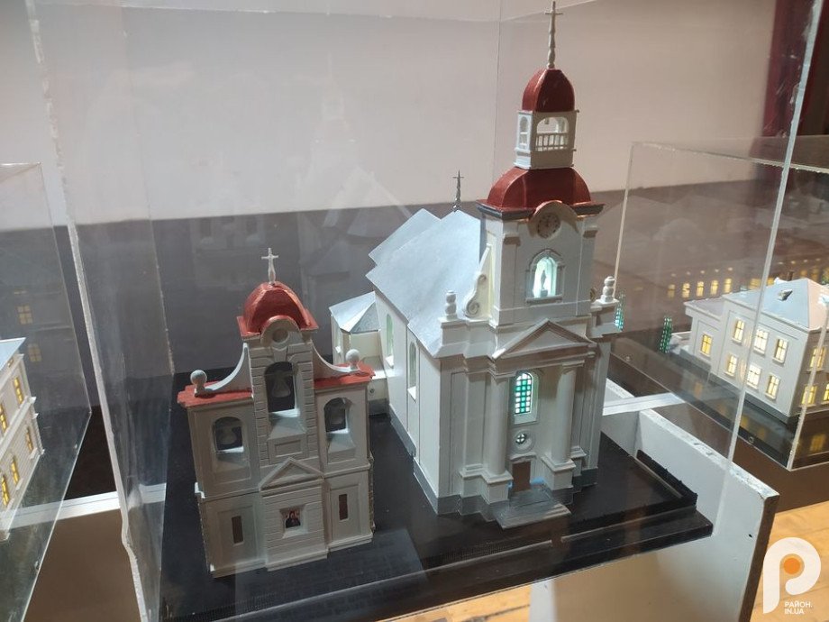 Втрачений костел Радехова (фото «Район. Шептицький»)