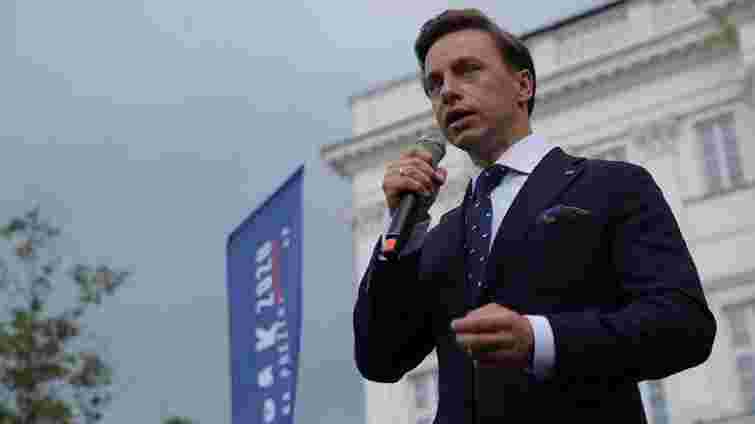 Польський депутат заявив про бажання відновити візовий режим з Україною