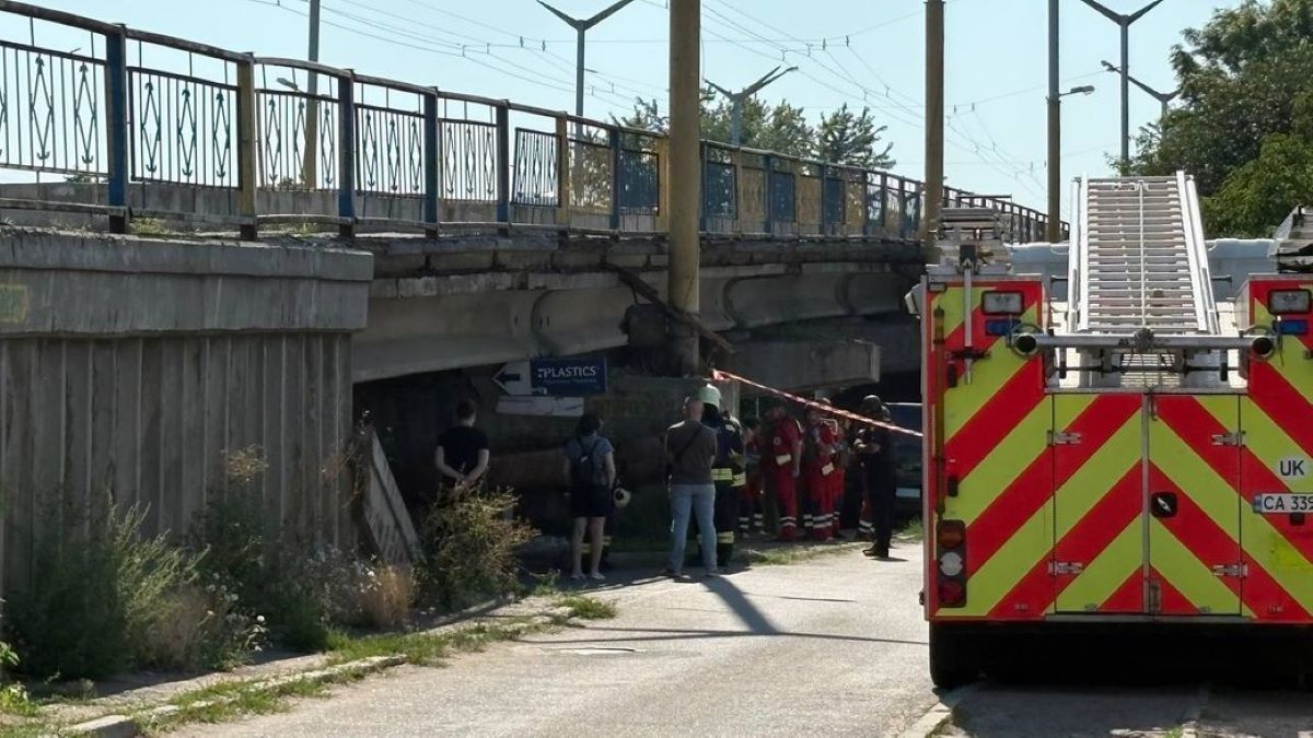 У Черкасах чоловік погрожував гранатою військовослужбовцям ТЦК