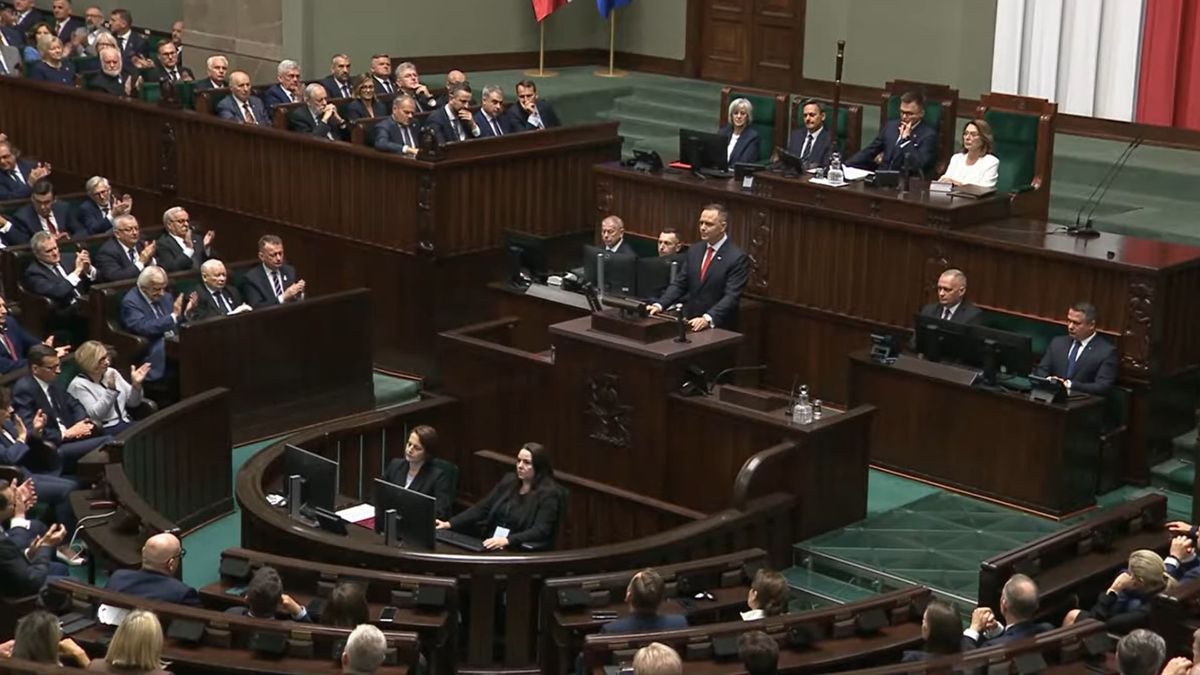У польському Сеймі відбулася інавгурація нового президента Кароля Навроцького