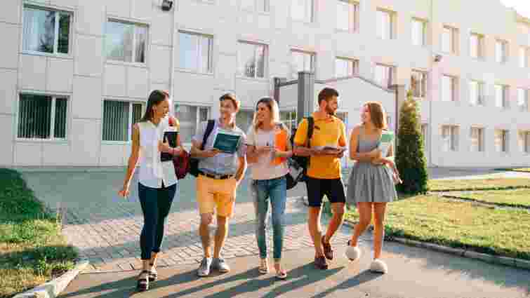 Кількість українських студентів в університетах Заходу зросла впʼятеро