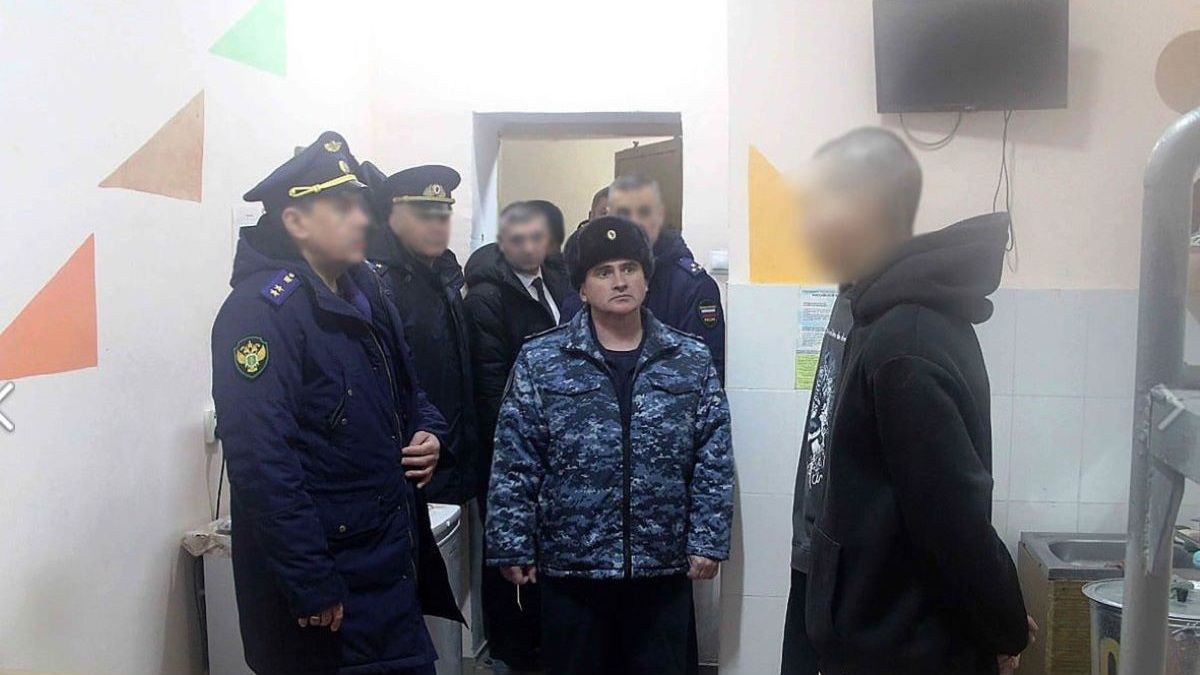 Керівнику російського СІЗО оголосили підозру в катуванні журналістки Вікторії Рощиної