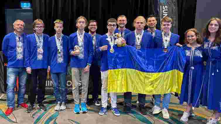 Українські школярі здобули 6 медалей на міжнародній олімпіаді з математики в Австралії