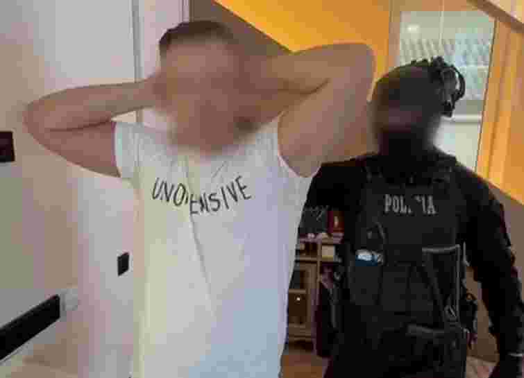 У Молдові затримали 37-річного українця, який видурив 2 млн грн за пригін авто зі США