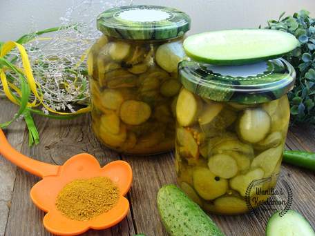Незвичні солодкі огірки на зиму. Рецепт дня