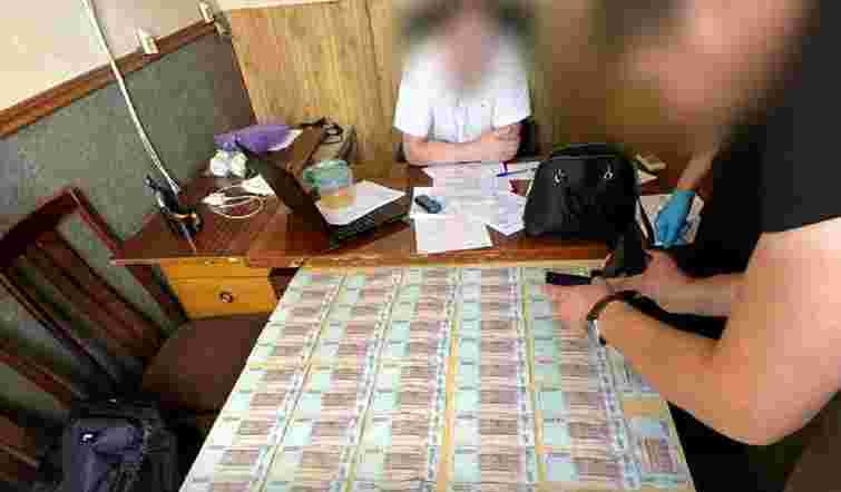 На хабарі 80 тис. грн у Львові затримали директора та інженера оборонного підприємства