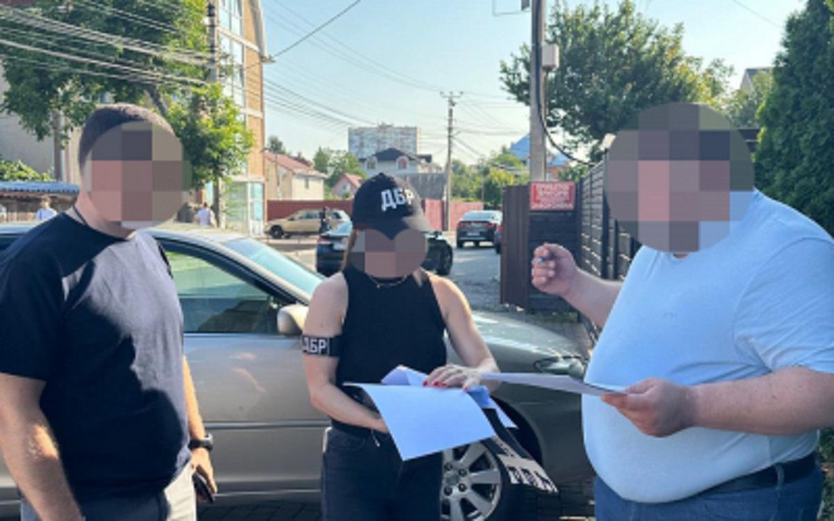 Керівництво Держпродспоживслужби на Вінниччині вимагало з підлеглого хабар за службове житло