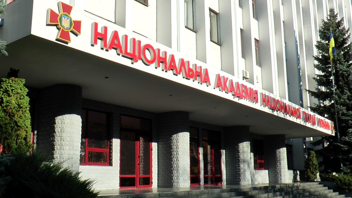 У Хмельницькому суд зобов’язав відрахованого курсанта виплатити 996 тис. грн академії НГУ