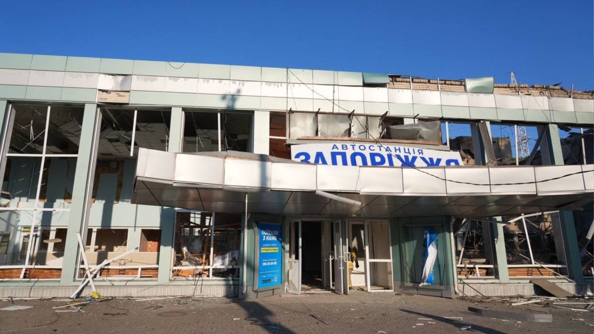 У Запоріжжі на місці знищеної росіянами автостанції створять мобільний автовокзал