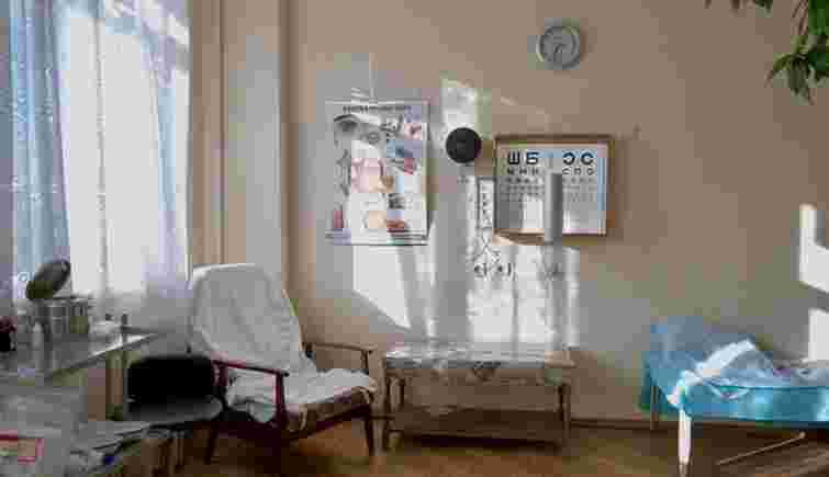 Після осліплення пацієнтів у Чортківській лікарні прокурори вимагають відсторонити медиків