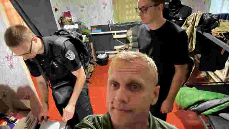 Слідчі ДБР приїхали до Шабуніна на місце служби, щоб вручити оновлену підозру