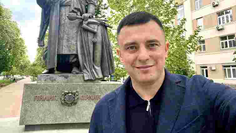 Депутат із Закарпаття пояснив задекларовані 17 млн грн виступами на весіллях