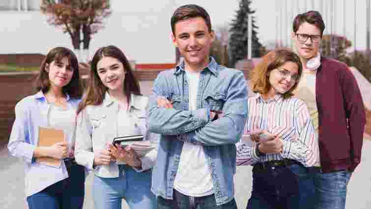 В Україні запровадили нові стипендії за високі досягнення у навчанні