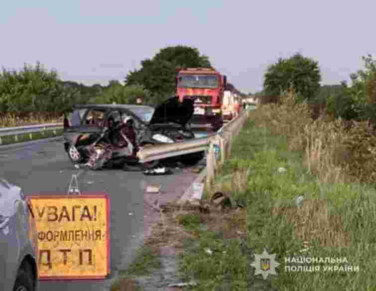 Двоє підлітків загинули у лобовій аварії біля Жидачева
