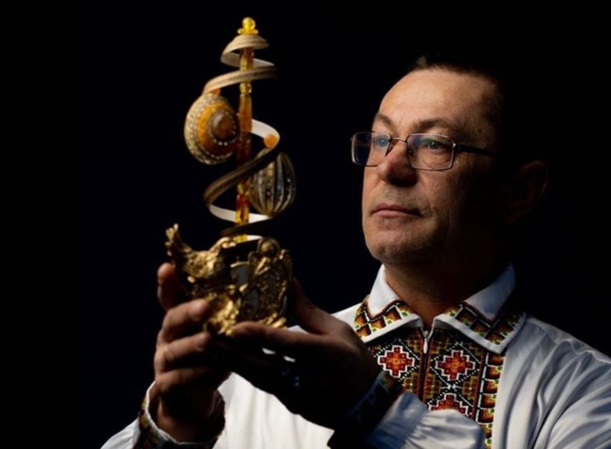 На Волині помер світовий рекордсмен зі свердління отворів у яєчній шкаралупі