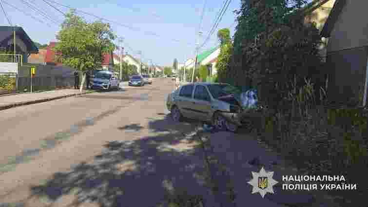 На Закарпатті водій Renault на смерть збив велосипедистку