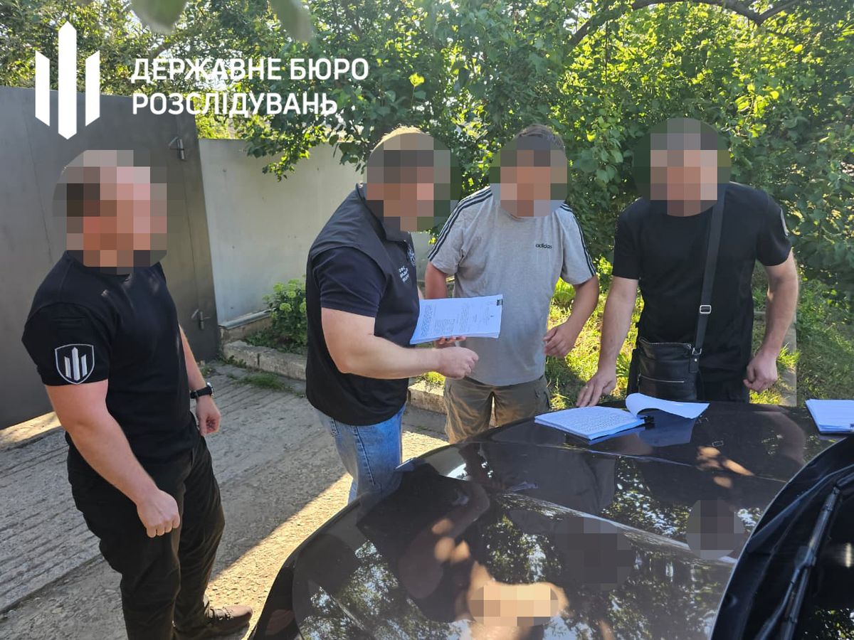 Суд на Донеччині допомагав чоловікам ухилитися від служби, позбавляючи матерів батьківських прав