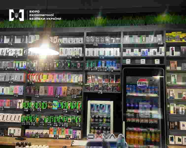 БЕБ викрило у Львові мережу магазинів на незаконному продажі електронних сигарет