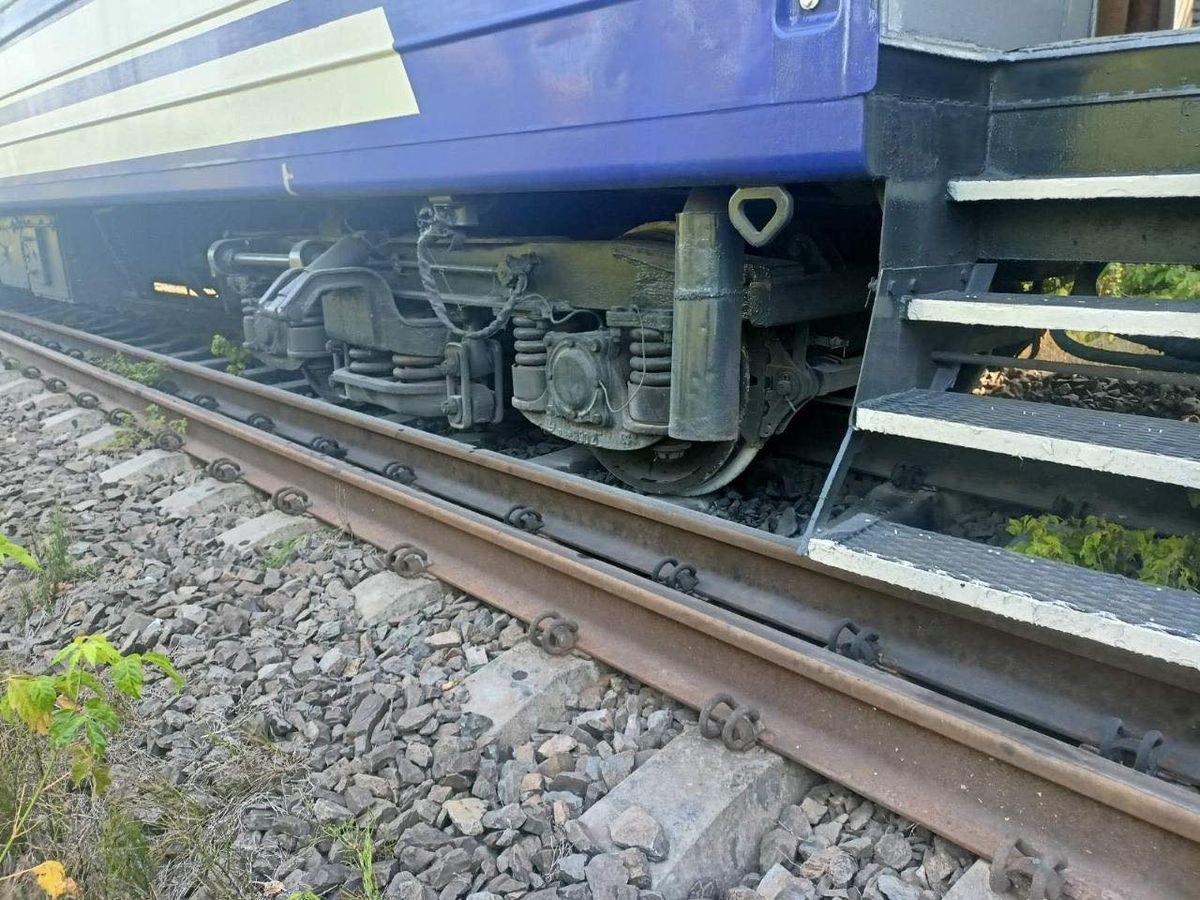 На Закарпатті зійшов з рейок пасажирський потяг Запоріжжя – Солотвино