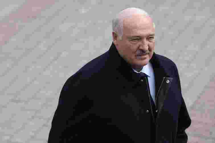 Трамп провів телефонну розмову Лукашенком та подякував йому за звільнення 16 політв'язнів