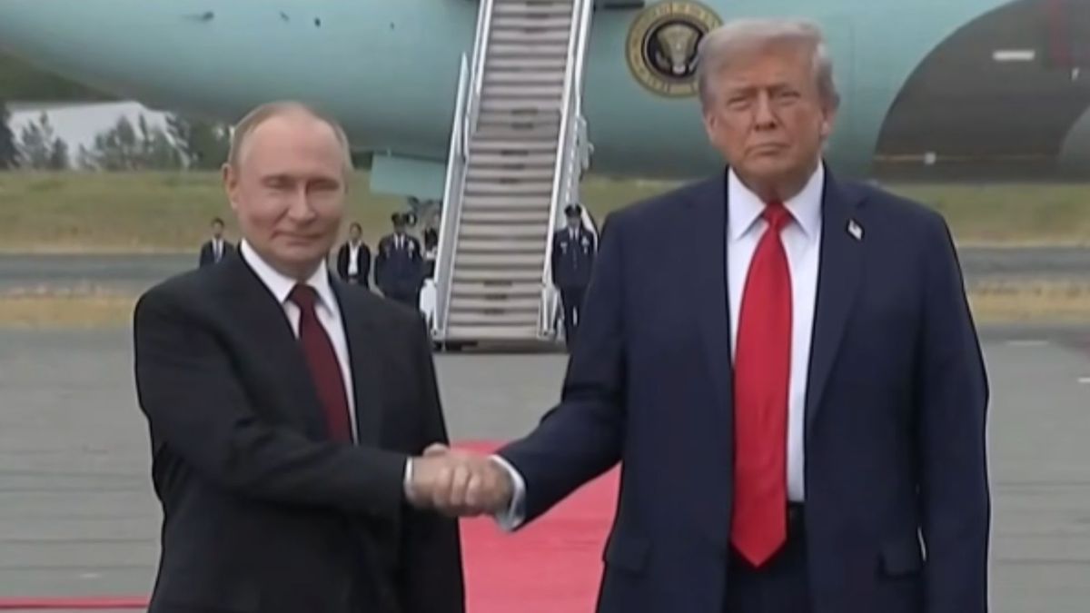 Трамп та Путін прибули на Аляску для переговорів