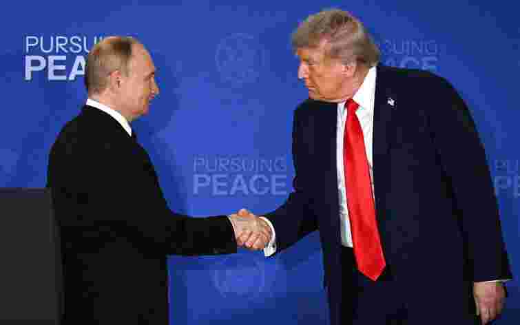 Після зустрічі з Путіним Трамп вирішив не запроваджувати додаткові санкції проти Росії 