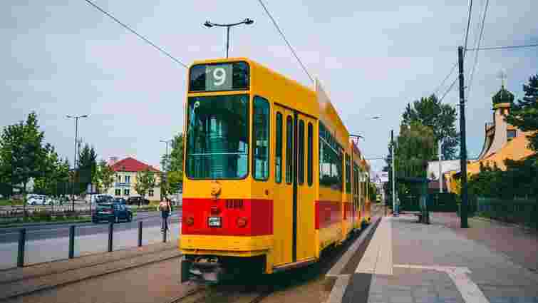 На трамвайний маршрут №9 у Львові виїде перший трамвай з Базеля