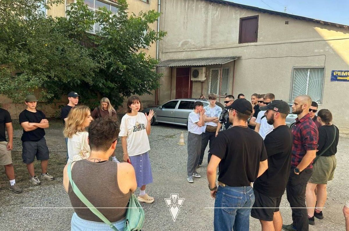 Мер Франківська підтримав спробу зірвати відкриття центру для ЛГБТ+