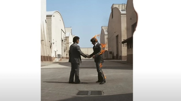 Помер каскадер, якого підпалили для фото культового альбому Pink Floyd