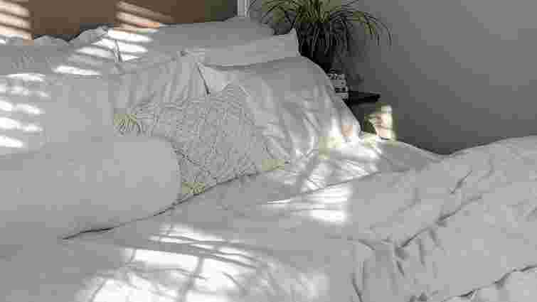 Це може призвести до серйозних проблем: як часто треба змінювати постільну білизну