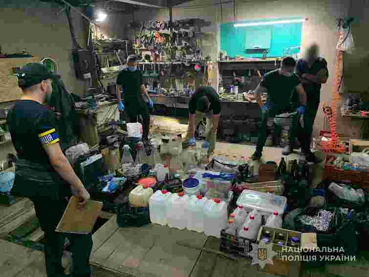 На кордоні Волинської та Львівської областей викрили масштабну нарколабораторію