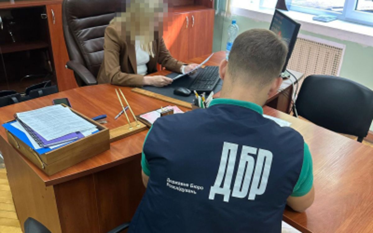 Експосадовицю Держгеокадастру на Волині підозрюють у роздачі земель Гнідавських боліт