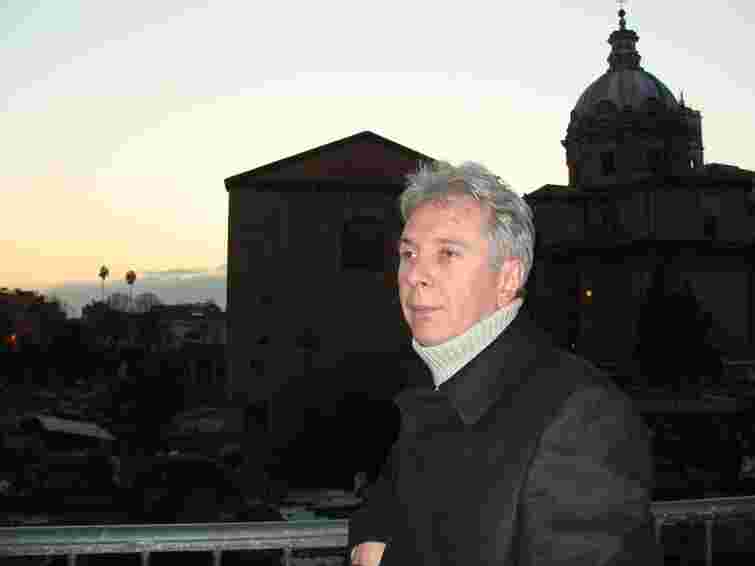 «Люди втомилися від знецінення. Їм потрібне світло в кінці тунелю»