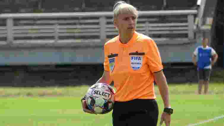 Гравчиня одеської футбольної команди отримала жовту картку за розмови російською