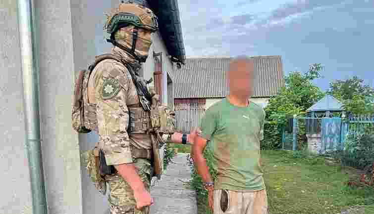 Поблизу Тернополя двоє хуліганів вчинили стрілянину біля будинку ветерана