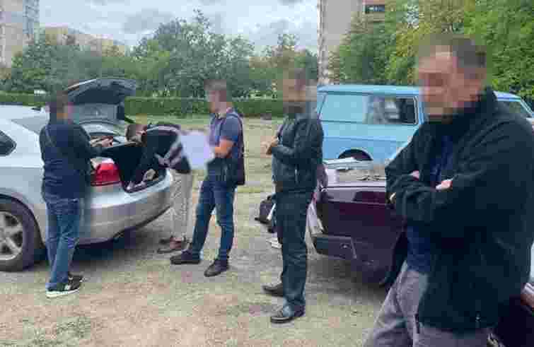 Заступник директора львівського коледжу отримав вирок за хабарництво