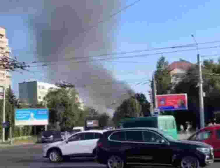 У Рівному внаслідок атаки БпЛА сталася пожежа та обмежили рух