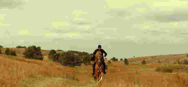 У прокат вийшов український історичний фільм «Троє»